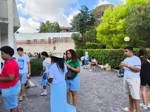 Giubileo dei giovani: accoglienza in parrocchia dei pellegrini francesi e portoghesi – foto 16