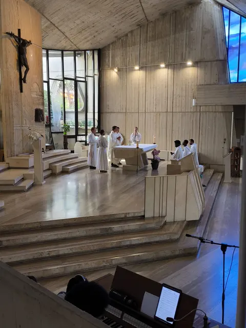Giubileo dei giovani: accoglienza in parrocchia dei pellegrini francesi e portoghesi – foto 24