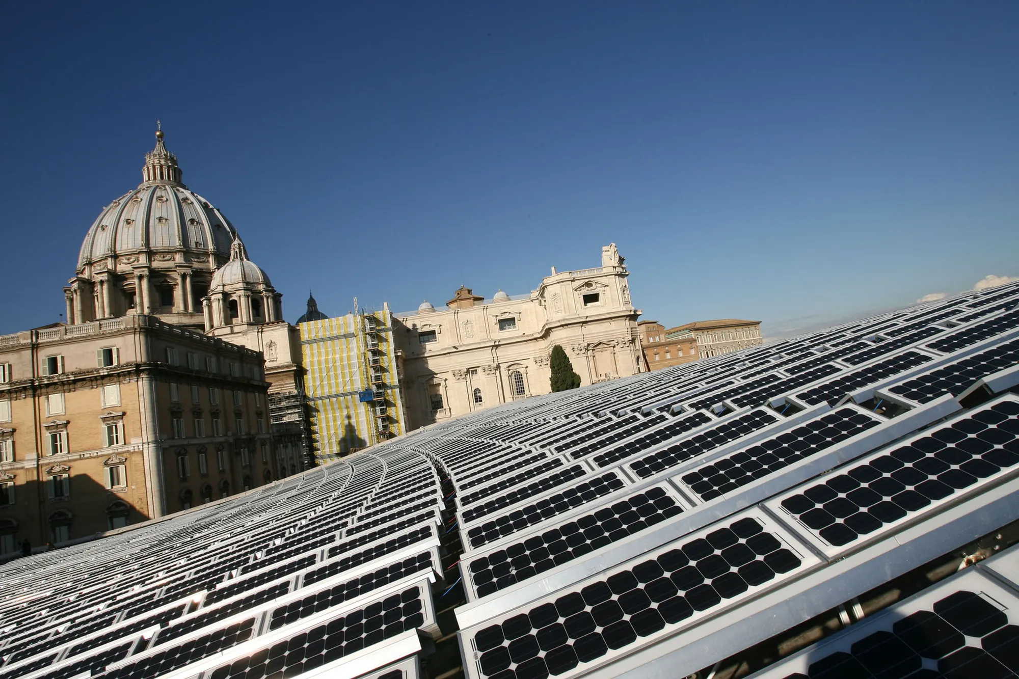 La parrocchia sceglie il sole: nasce la Comunità Energetica Rinnovabile e Solidale