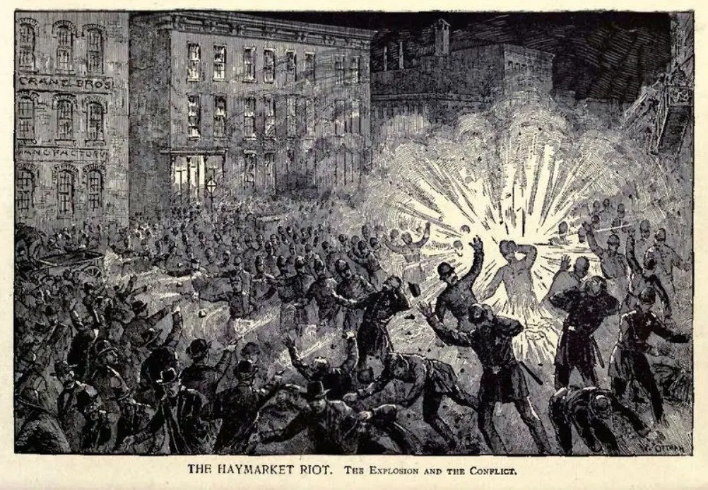 La rivolta di Haymarket a Chicago nel 1886 in un'incisione d'epoca